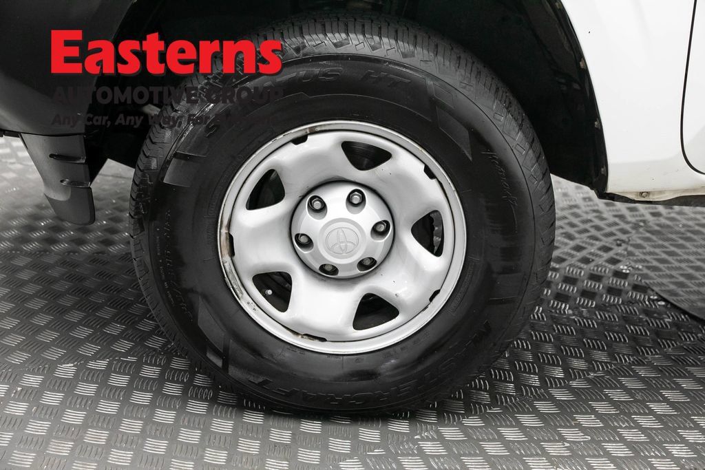 Used 2020 Toyota Tacoma SR RWD image 31