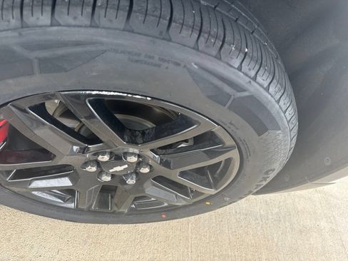 Used 2018 Chevrolet Traverse Premier w/ Redline Edition AWD/4WD image 11