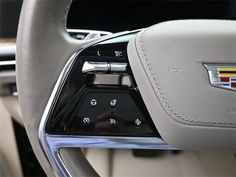 Certified 2025 Cadillac Escalade Premium Luxury Platinum w/ LPO, Floor Liner Package image 34