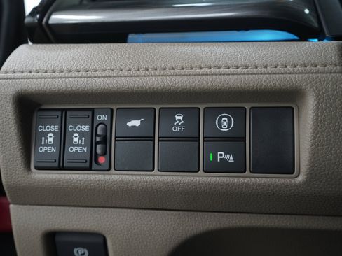 Used 2023 Honda Odyssey Elite image 30