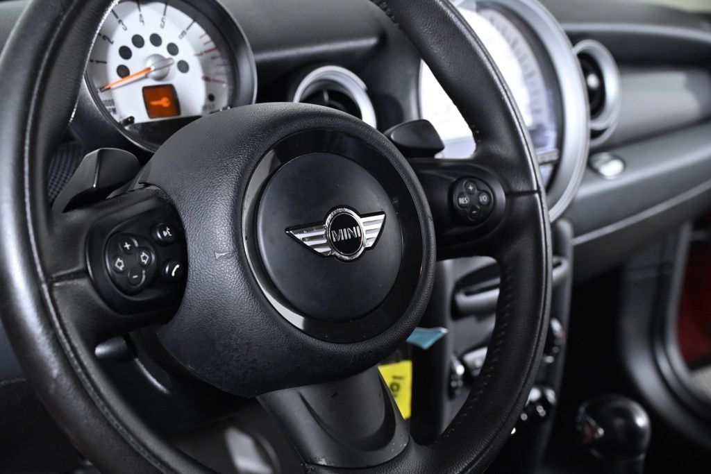Used 2011 MINI Cooper Clubman S FWD image 11