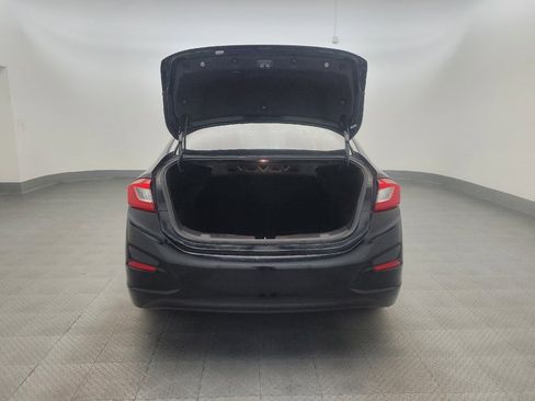 Used 2019 Chevrolet Cruze LT FWD image 29