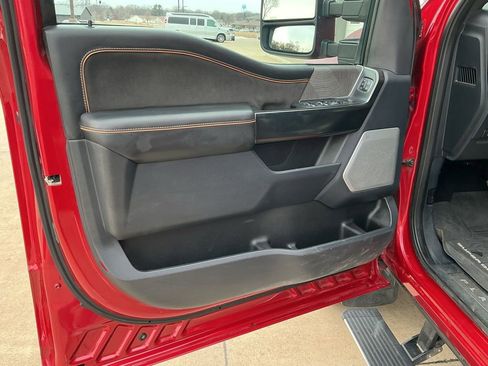 Used 2024 Ford F350 Platinum image 9