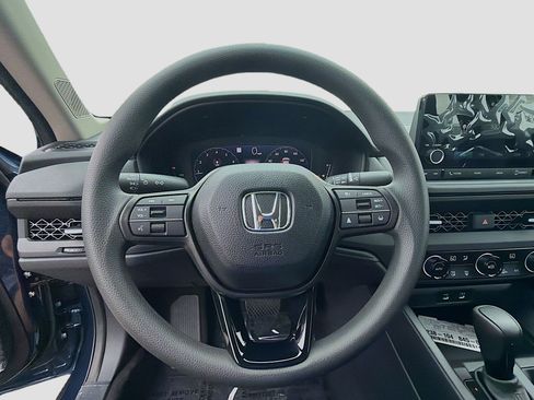 New 2025 Honda Accord SE image 10