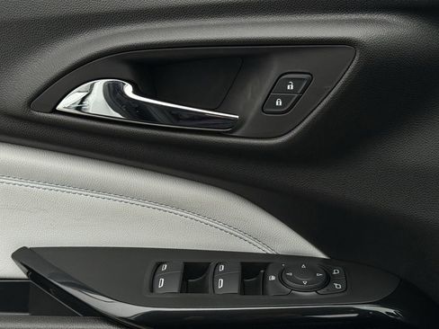 New 2026 Chevrolet Trax LT w/ Driver Confidence Package image 22