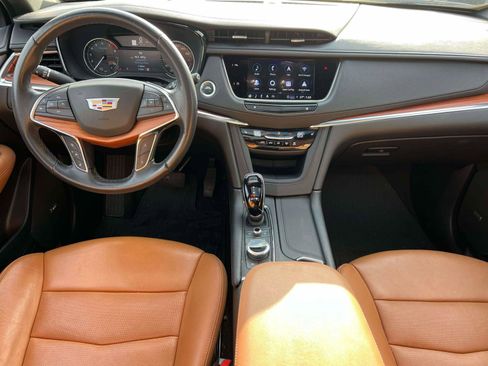 Certified 2023 Cadillac XT5 Premium Luxury image 9