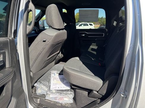 New 2026 RAM 2500 Big Horn AWD/4WD image 16