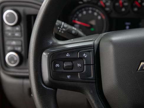 Used 2023 Chevrolet Silverado 1500 Custom AWD/4WD image 26