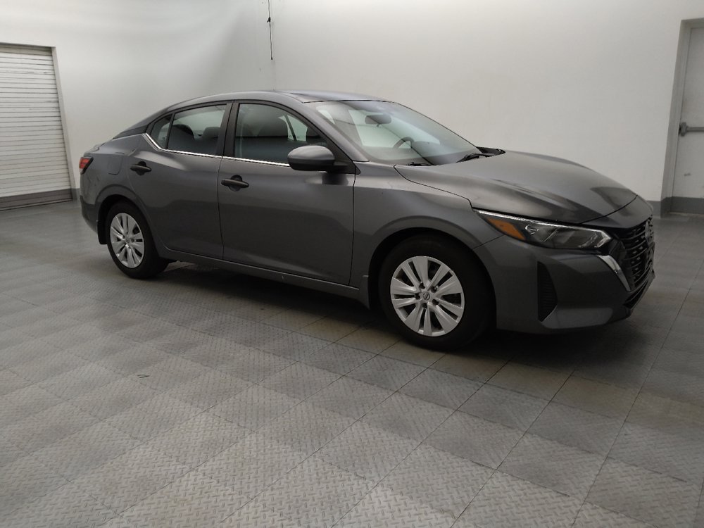 Used 2025 Nissan Sentra S FWD image 11