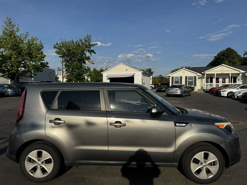 Used 2016 Kia Soul FWD image 9