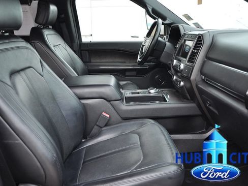 Used 2019 Ford Expedition Limited w/ Equipment Group 302A RWD image 16