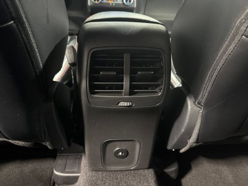 Used 2025 Ford Escape ST-Line AWD/4WD image 16