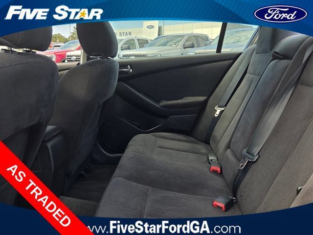 Used 2012 Nissan Altima 3.5 SR FWD image 11