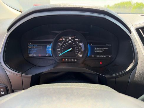 Used 2024 Ford Edge SEL w/ Sport Appearance Package AWD/4WD image 16