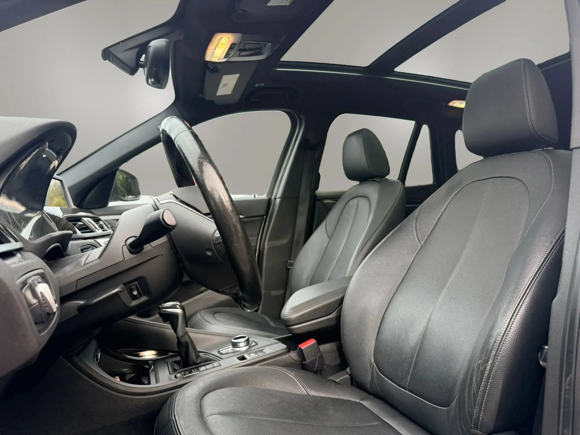 Used 2017 BMW X1 xDrive28i AWD/4WD image 10