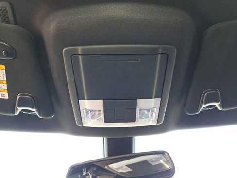 Used 2019 Ford Explorer XLT w/ Equipment Group 202A AWD/4WD image 68