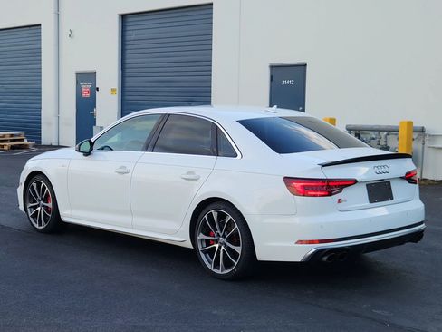 Used 2018 Audi S4 Premium Plus w/ Navigation Package AWD/4WD image 3