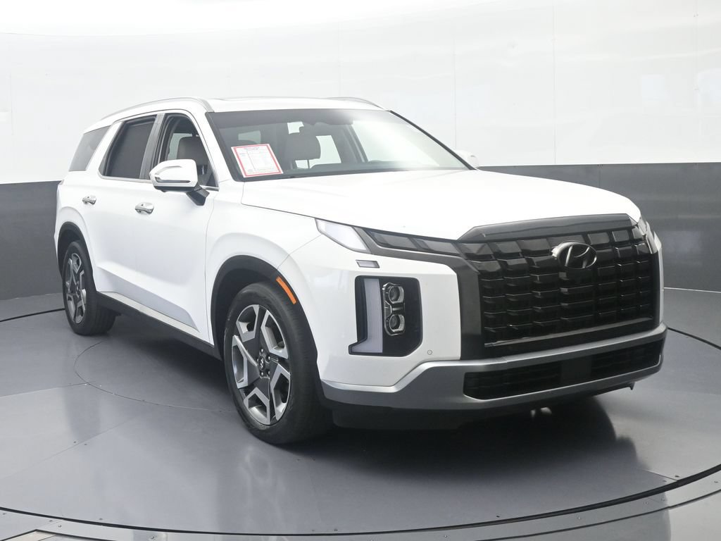 Used 2024 Hyundai Palisade Limited FWD image 9