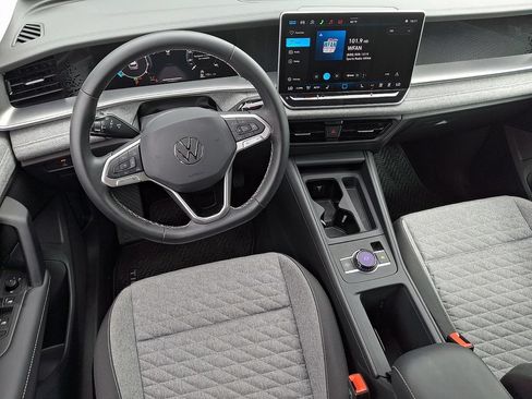Used 2026 Volkswagen Tiguan S AWD/4WD image 11