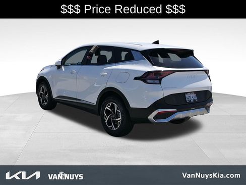 Used 2023 Kia Sportage LX FWD image 29