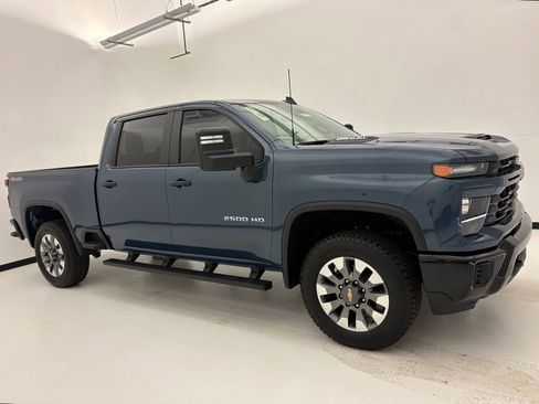 New 2026 Chevrolet Silverado 2500 Custom AWD/4WD image 1