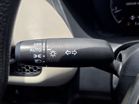 Used 2026 Honda HR-V LX image 19