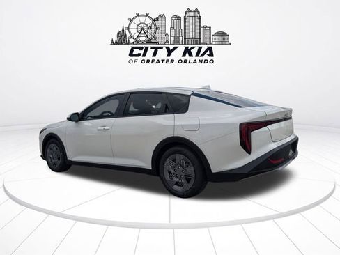 New 2026 Kia K4 FWD image 5
