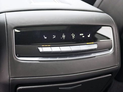 Used 2024 Cadillac Escalade V AWD/4WD image 32