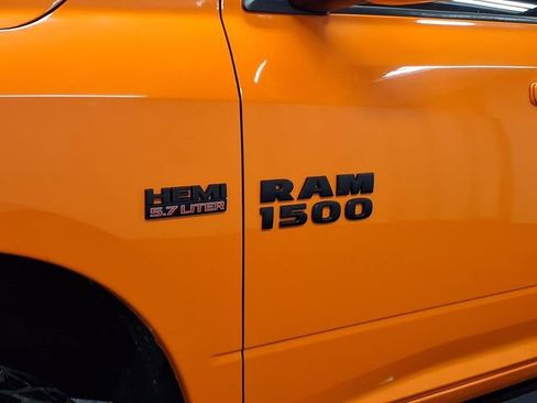 Used 2017 RAM 1500 Sport w/ Ignition Orange Sport Package AWD/4WD image 31