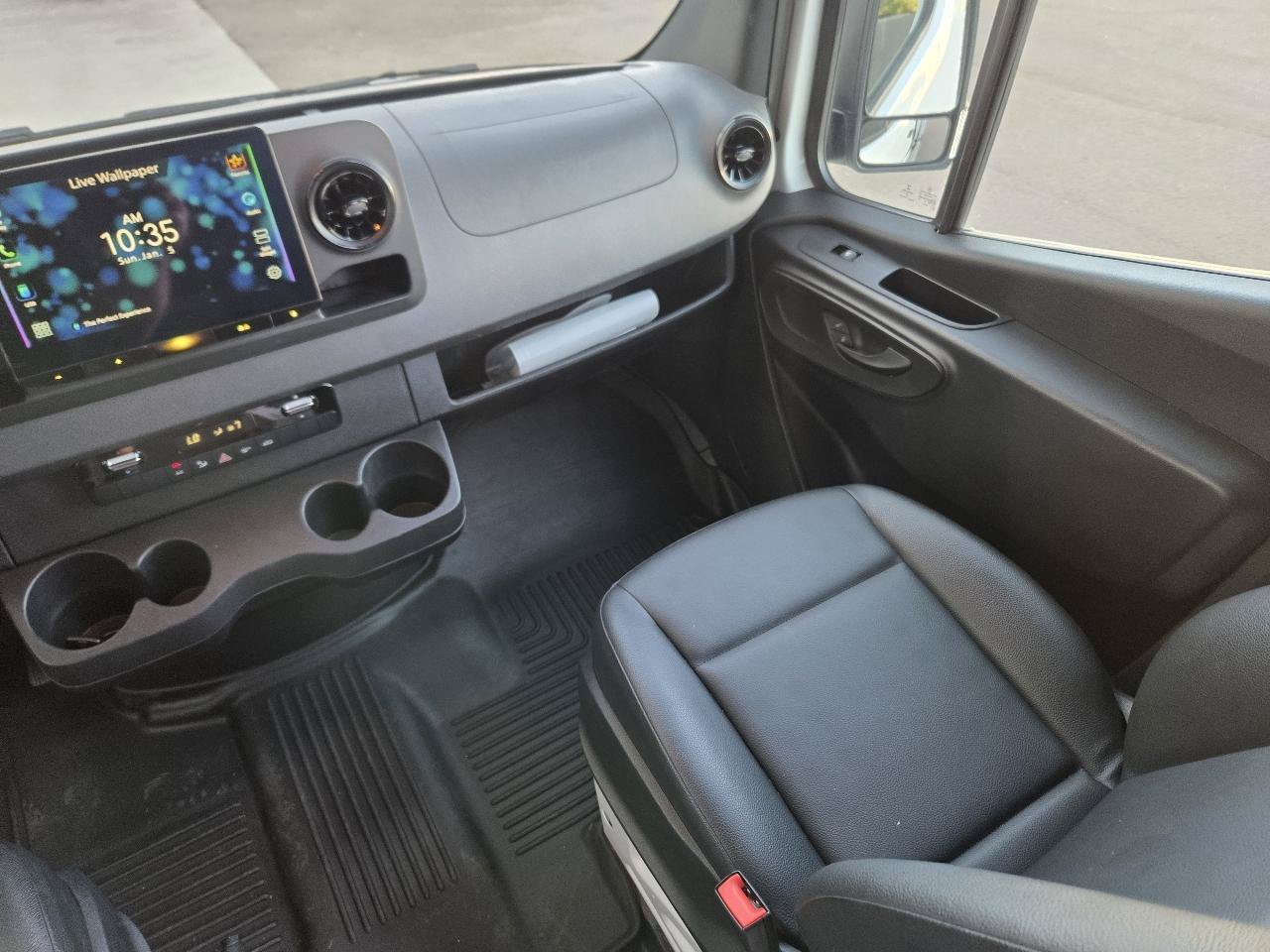 Used 2022 Mercedes-Benz Sprinter 2500 image 48