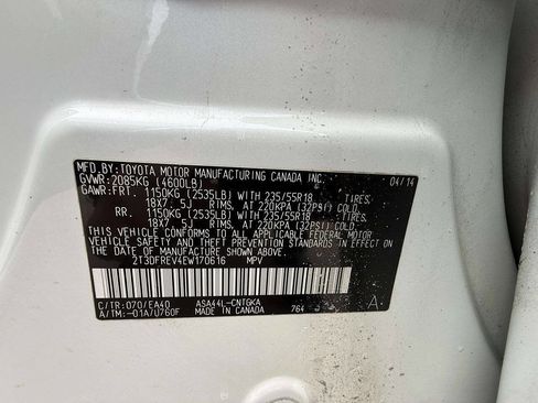 Used 2014 Toyota RAV4 Limited image 23