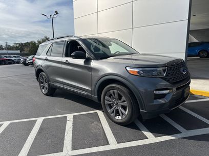 Used 2022 Ford Explorer XLT w/ Equipment Group 202A