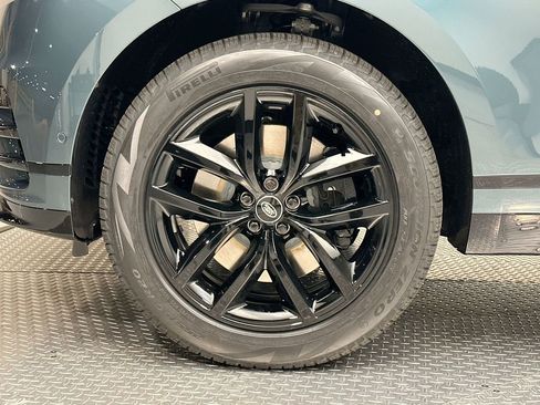 Used 2026 Land Rover Range Rover Velar Dynamic SE image 4