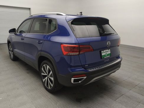 Used 2023 Volkswagen Taos SE FWD image 5