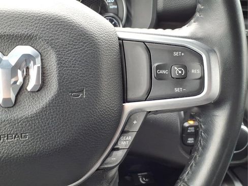 Used 2022 RAM 1500 Big Horn AWD/4WD image 6