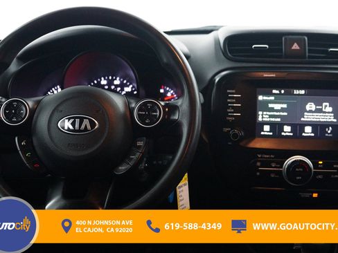 Used 2019 Kia Soul + image 5