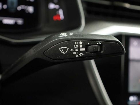 Used 2023 Audi RS 7 Sportback w/ RS 7 Executive Package image 28