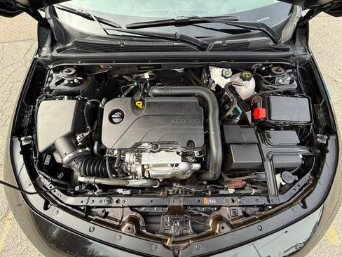 Certified 2024 Chevrolet Malibu RS w/ LPO, Floor Liner Package image 10