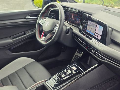 Used 2023 Volkswagen GTI SE FWD image 25