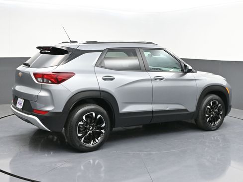 Used 2023 Chevrolet TrailBlazer LT w/ Convenience Package FWD image 7