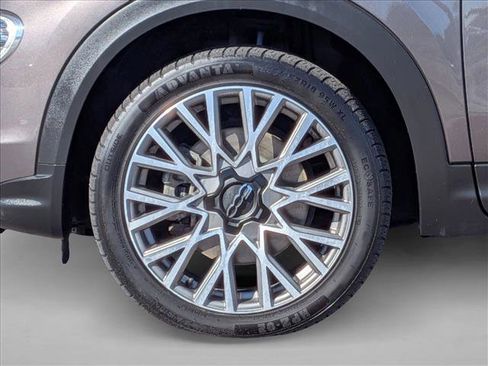 Used 2017 FIAT 500X Lounge w/ Advanced Safety Package image 21