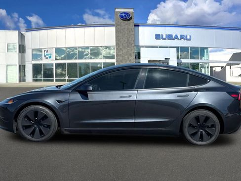 Used 2024 Tesla Model 3 Standard Range RWD image 9