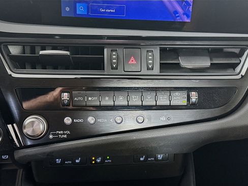 Used 2025 Lexus ES 350 w/ Premium Package image 22