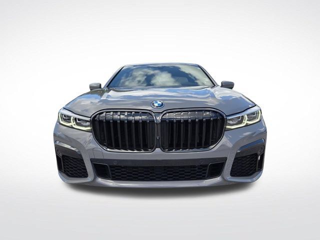 Used 2022 BMW 745e xDrive w/ M Sport Package AWD/4WD image 3