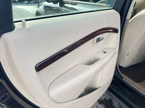 Used 2008 Volvo XC70 3.2 image 33