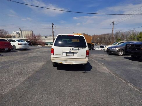 Used 1998 Ford Explorer 4WD 4-Door image 5