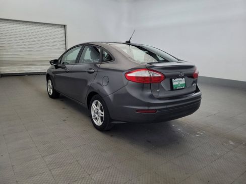 Used 2019 Ford Fiesta SE w/ Cold Weather Package FWD image 5