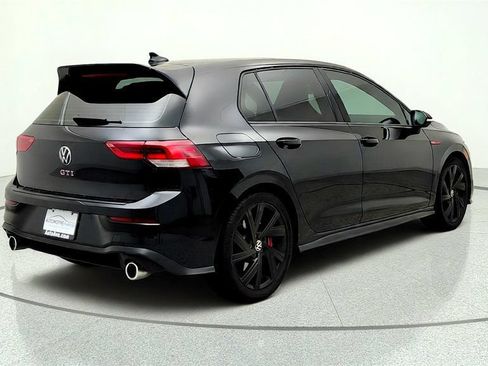Used 2022 Volkswagen GTI SE FWD image 5