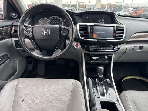 Used 2017 Honda Accord EX-L image 5