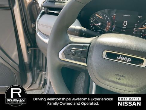 Used 2023 Jeep Compass Limited AWD/4WD image 21